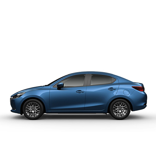 MAZDA 2 dai dien san pham 13-11-23 mau xanh